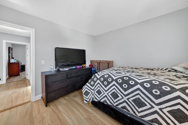 125 Carl St, Fall River, MA 02721