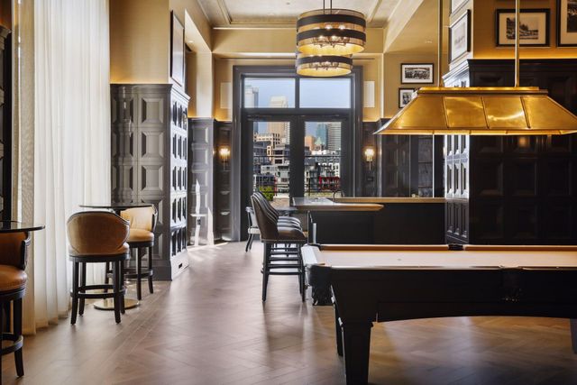 1111 W River Parkway 14E, Minneapolis, MN 55415