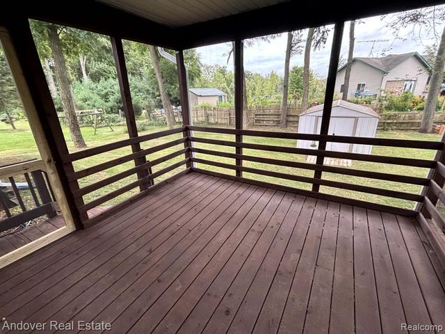 2540 Lister Drive, Pinckney, MI 48169