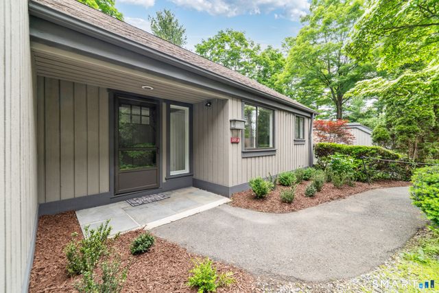 132 Heritage Village A, Southbury, CT 06488