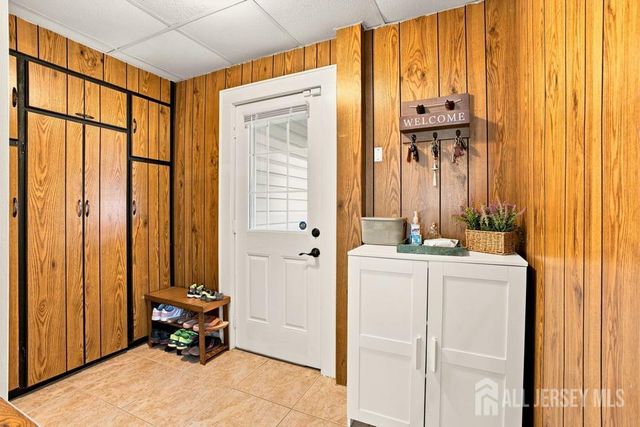 10 Krumb Street, Sayreville, NJ 08872