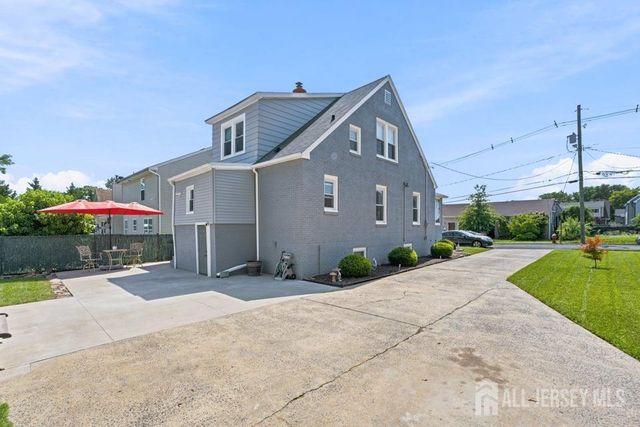 10 Krumb Street, Sayreville, NJ 08872