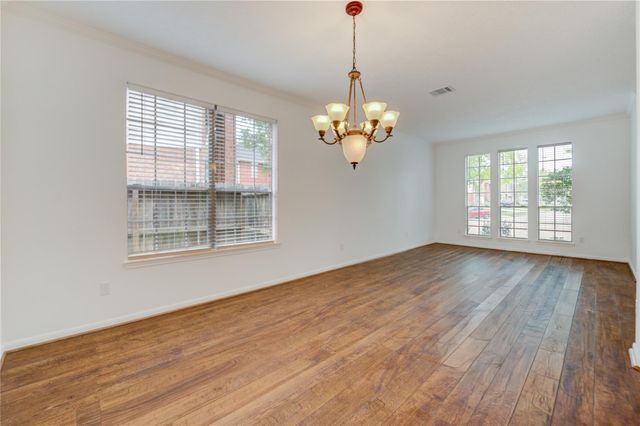 16464 Beewood Glen Drive, Sugar Land, TX 77498