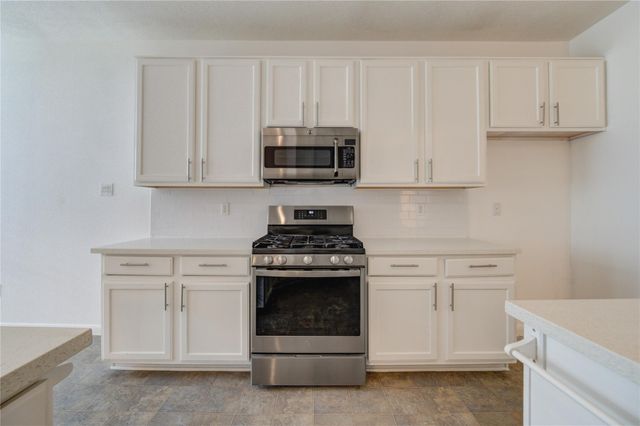 16464 Beewood Glen Drive, Sugar Land, TX 77498