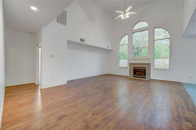 16464 Beewood Glen Drive, Sugar Land, TX 77498