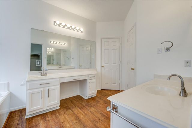 16464 Beewood Glen Drive, Sugar Land, TX 77498