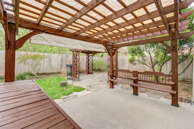 16464 Beewood Glen Drive, Sugar Land, TX 77498