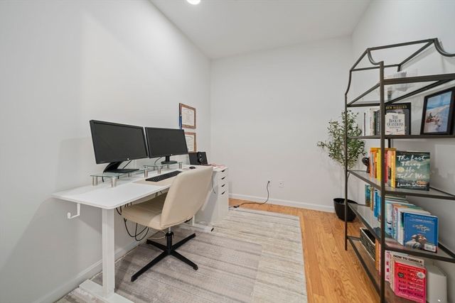 200 Revere St 4104, Canton, MA 02021