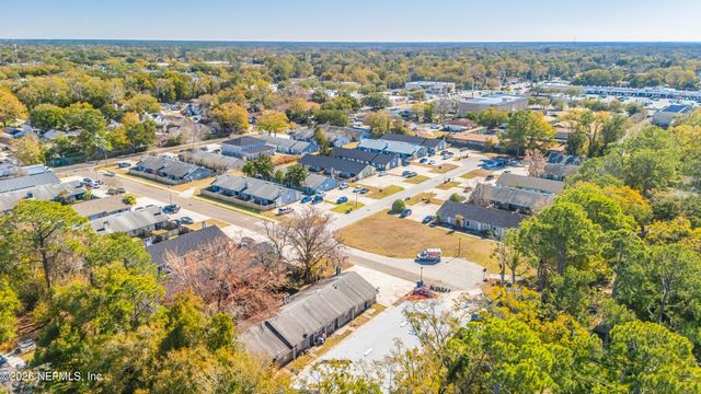 7619 INDIAN LAKES Drive 1-4, Jacksonville, FL 32210