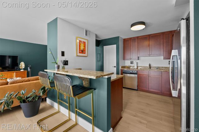 1001 W Jefferson Avenue 6B, Detroit, MI 48226