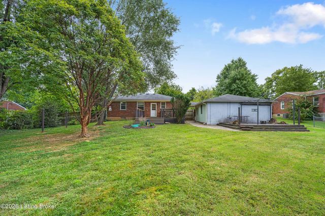 10113 Mary Dell Ln, Louisville, KY 40299