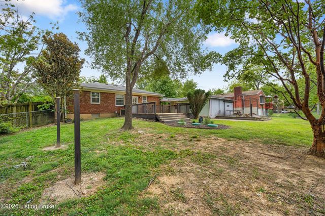 10113 Mary Dell Ln, Louisville, KY 40299