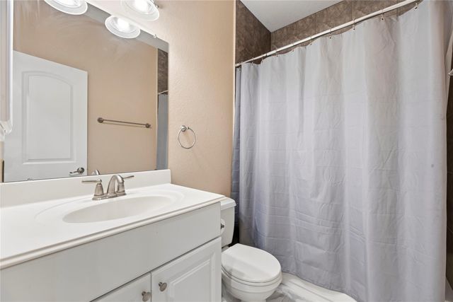 13903 Alex Landing Drive, Humble, TX 77396