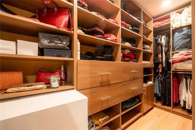 7330 Hunters Branch Drive, Atlanta, GA 30328