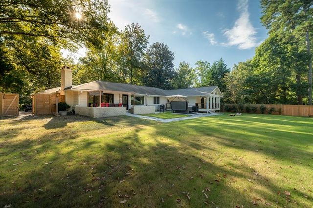 7330 Hunters Branch Drive, Atlanta, GA 30328