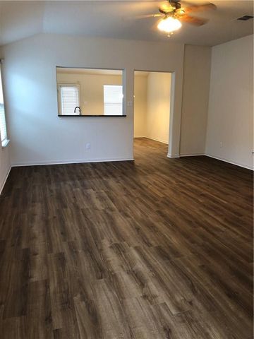 13316 Pine Needle ST, Manor, TX 78653