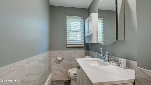 2 Birchwood Road, Jamesburg, NJ 08831