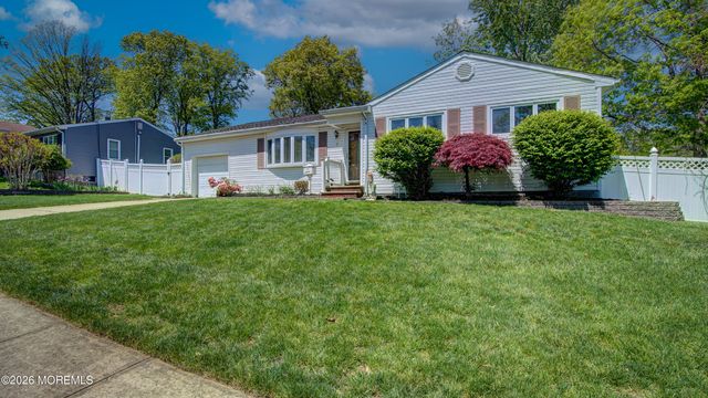 2 Birchwood Road, Jamesburg, NJ 08831