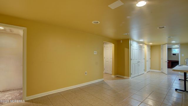 2 Birchwood Road, Jamesburg, NJ 08831