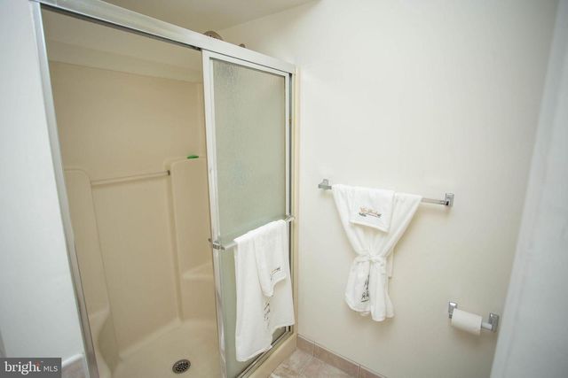 7706 JUNIPER LN, Palmyra, NJ 08065