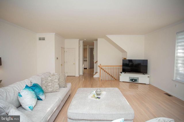 7706 JUNIPER LN, Palmyra, NJ 08065