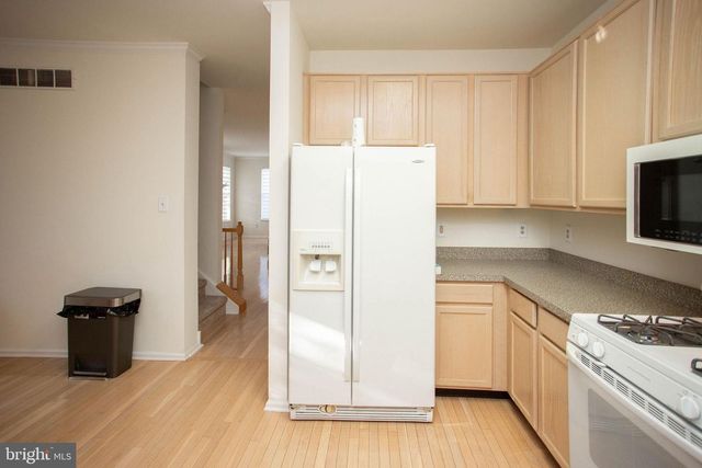 7706 JUNIPER LN, Palmyra, NJ 08065