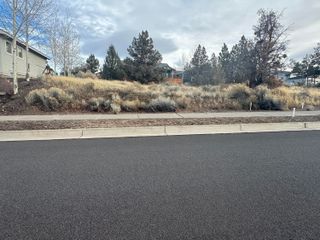 SE Larkspur Drive 81, Madras, OR 97741