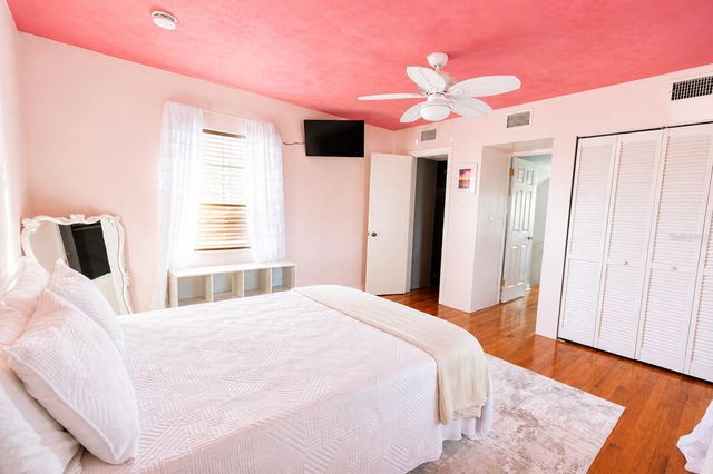 4720 WELCH CAUSEWAY, St Petersburg, FL 33708