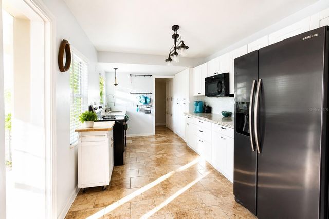 4720 WELCH CAUSEWAY, St Petersburg, FL 33708