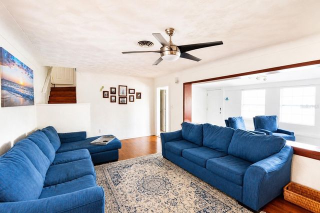 4720 WELCH CAUSEWAY, St Petersburg, FL 33708