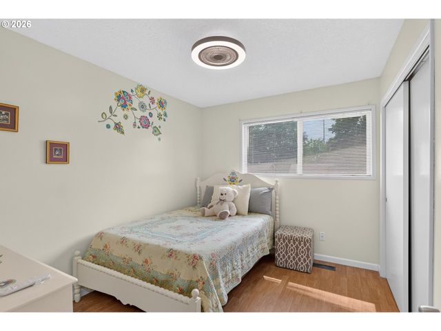 755 Ne DELSEY Rd, Hillsboro, OR 97124