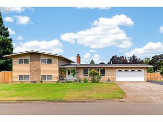 755 Ne DELSEY Rd, Hillsboro, OR 97124