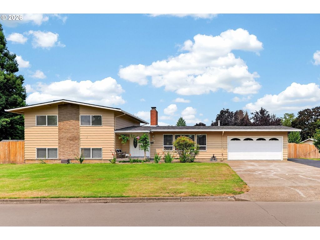 755 Ne DELSEY Rd, Hillsboro, OR 97124