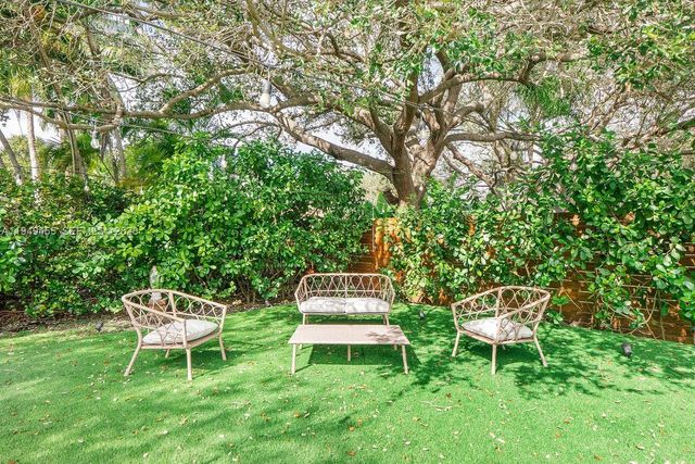 7601 SW 165th Ter, Palmetto Bay, FL 33157