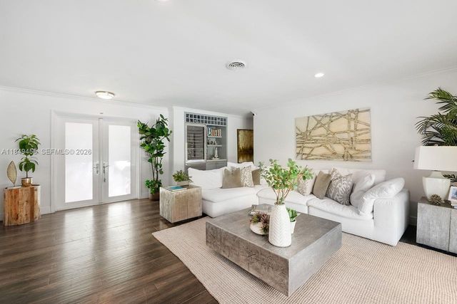 7601 SW 165th Ter, Palmetto Bay, FL 33157