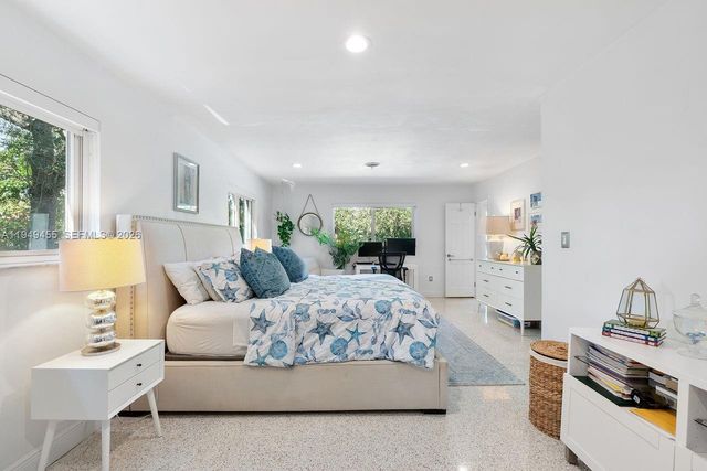 7601 SW 165th Ter, Palmetto Bay, FL 33157