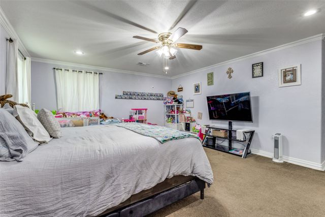 1590 Farm Road 2352, Sumner, TX 75486