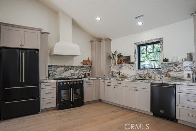 213 Miguel Place, Fullerton, CA 92835