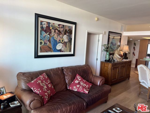 13700 Marina Pointe Drive 722, Marina Del Rey, CA 90292