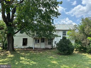 750 W MAIN ST, Luray, VA 22835