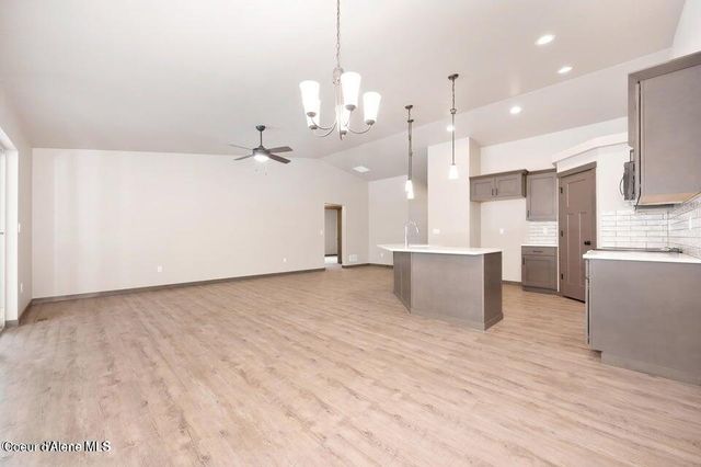 1165 Jersey St, Sandpoint, ID 83864