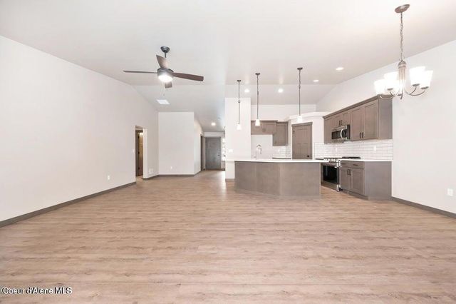 1165 Jersey St, Sandpoint, ID 83864