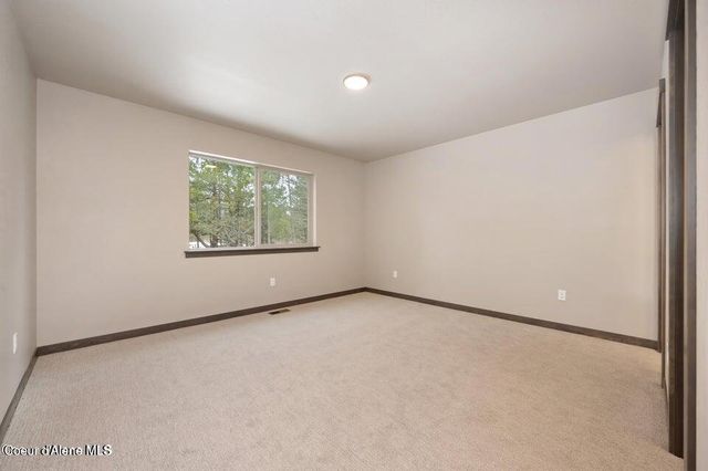 1165 Jersey St, Sandpoint, ID 83864