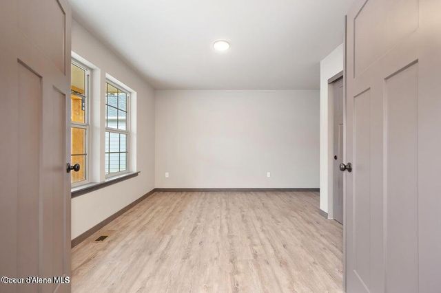 1165 Jersey St, Sandpoint, ID 83864