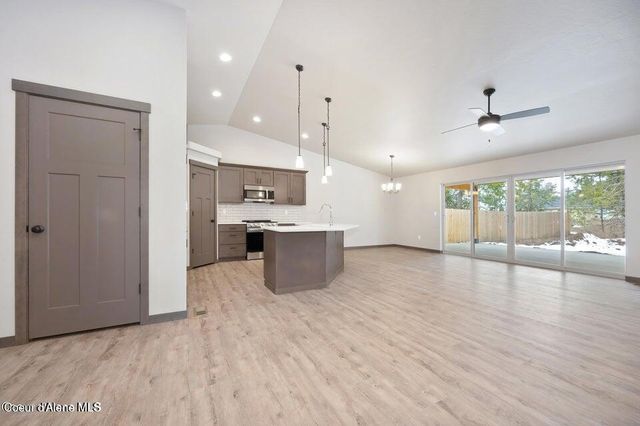 1165 Jersey St, Sandpoint, ID 83864