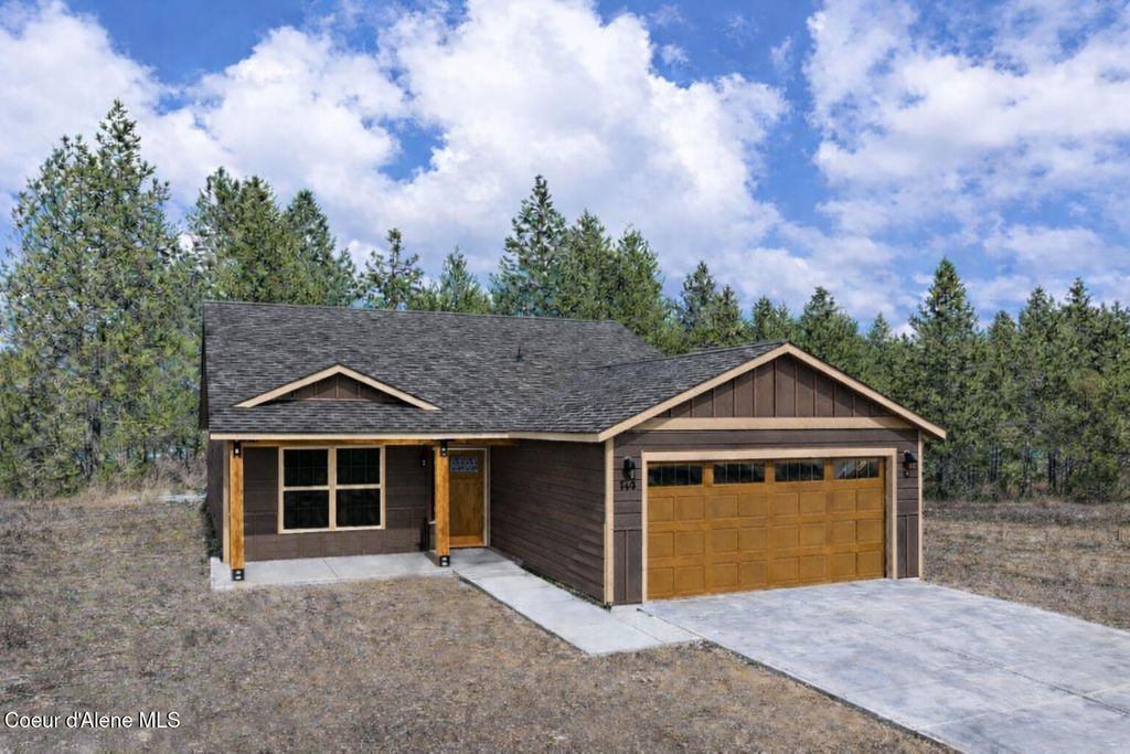 1165 Jersey St, Sandpoint, ID 83864