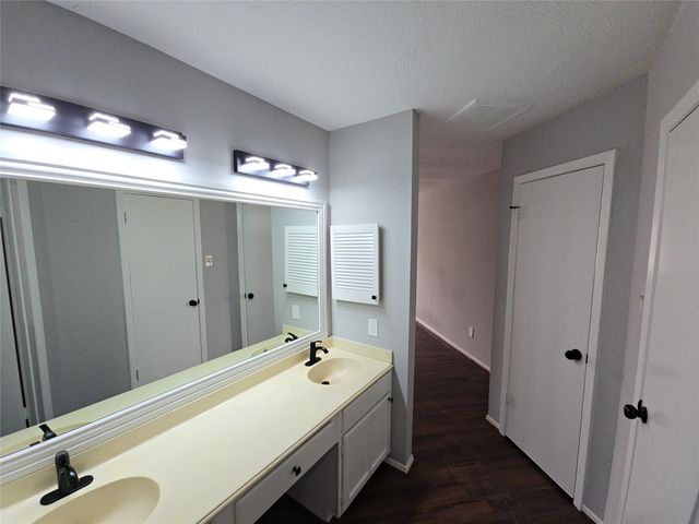 19415 Southaven Drive, Houston, TX 77084