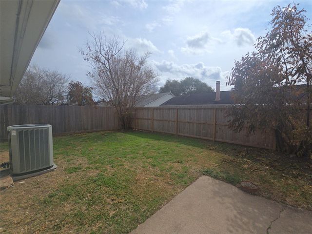 19415 Southaven Drive, Houston, TX 77084