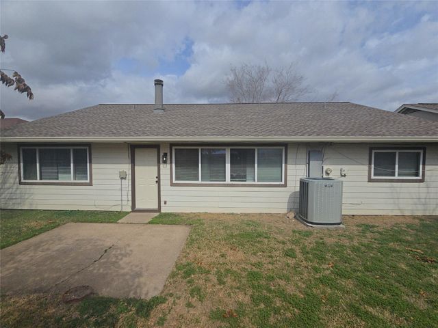 19415 Southaven Drive, Houston, TX 77084