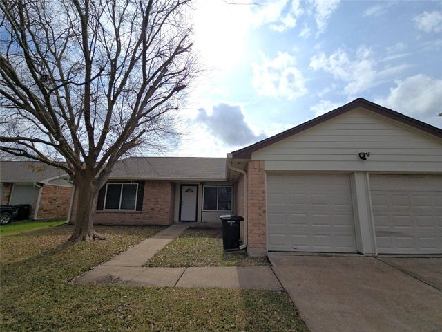 19415 Southaven Drive, Houston, TX 77084